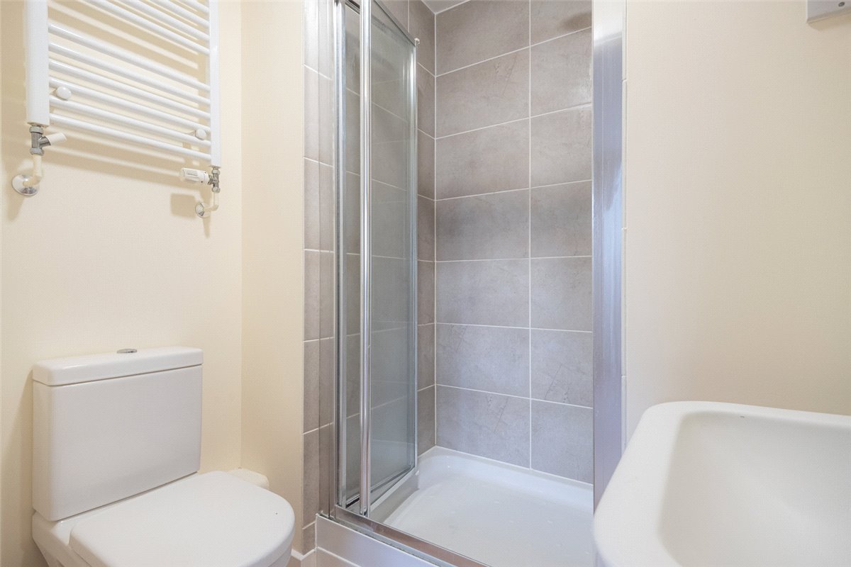 4 bedroom house, Marlborough, Wiltshire SN8 - Available