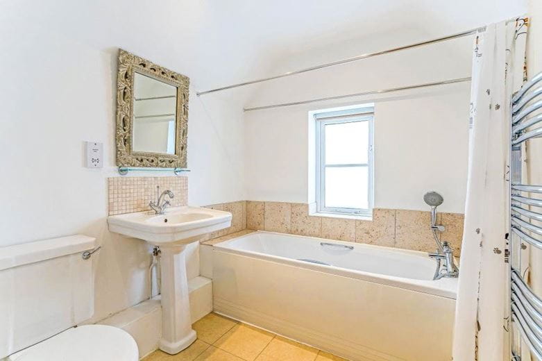 3 bedroom house, Pewsey Road, Upavon SN9 - Let Agreed