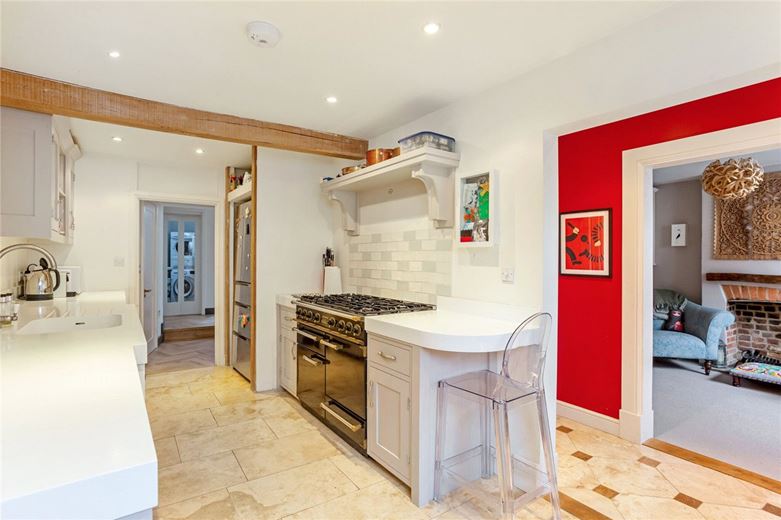 4 bedroom house, Oxford Street, Ramsbury SN8