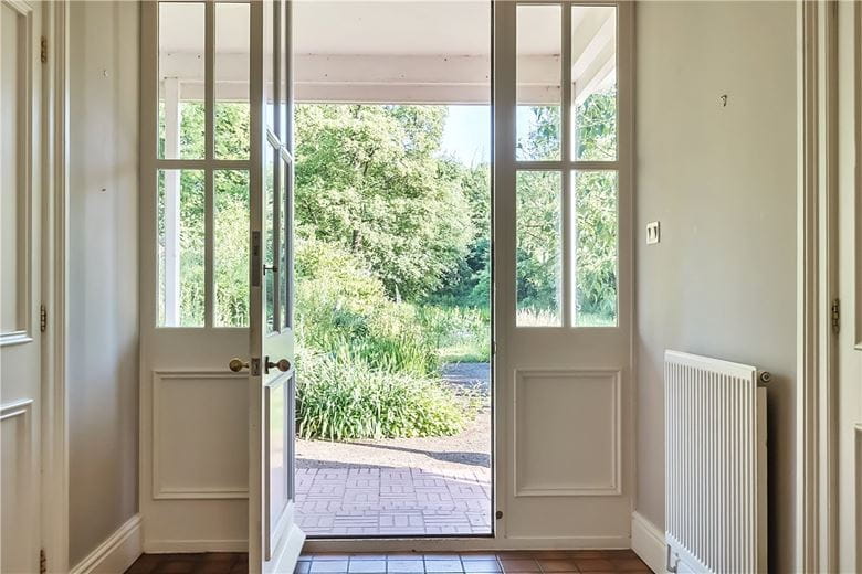 3 bedroom house, Savernake, Marlborough SN8 - Available