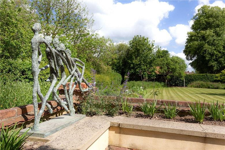 8 bedroom house, Oxenwood, Marlborough SN8 - Available