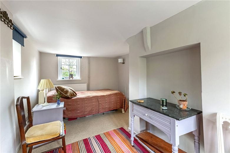 4 bedroom house, Easton Royal, Pewsey SN9 - Available