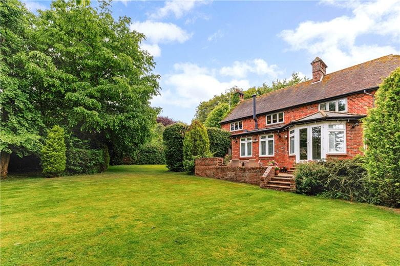 6 bedroom house, Hyde Lane, Marlborough SN8 - Available