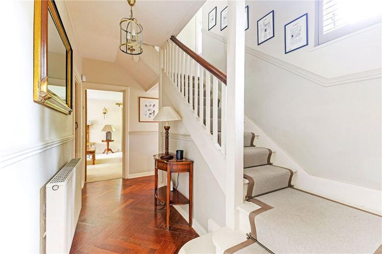 6 bedroom house, Hyde Lane, Marlborough SN8 - Available