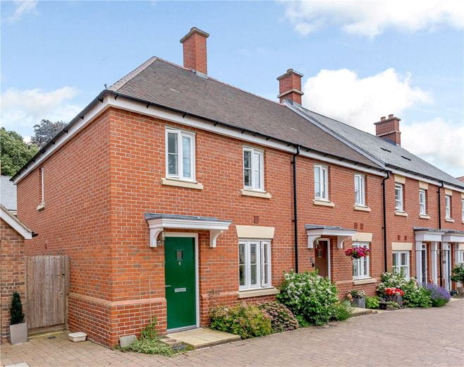 2 bedroom house, Whatley Drive, Pewsey SN9 - Available