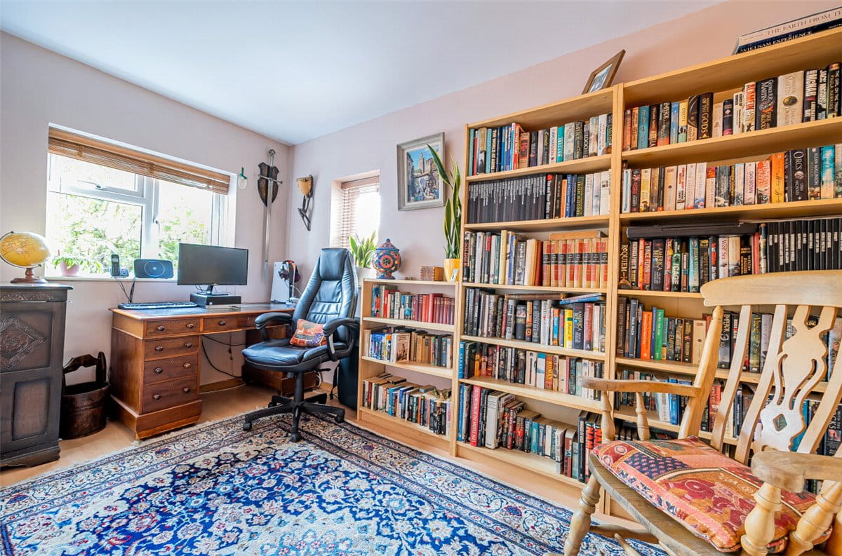 3 bedroom cottage, Trusloe Cottages, Avebury Trusloe SN8 - Available