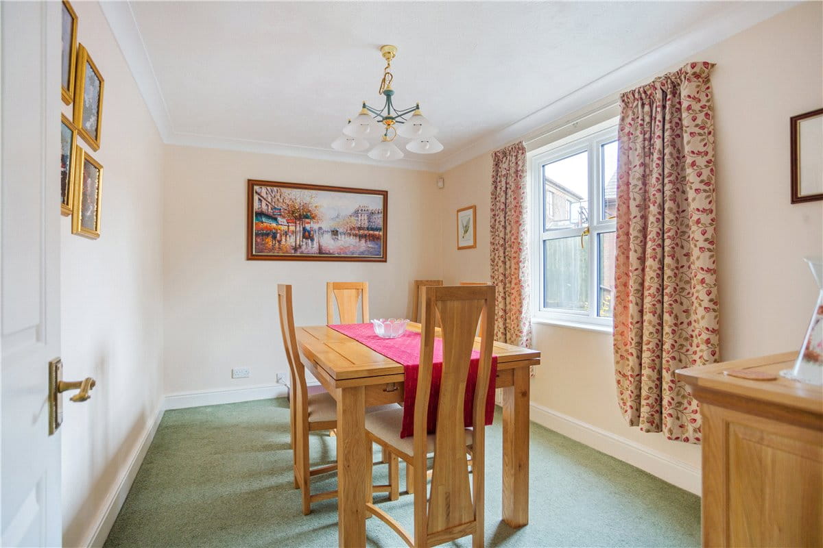 4 bedroom house, King Alfred Close, Pewsey SN9 - Sold STC