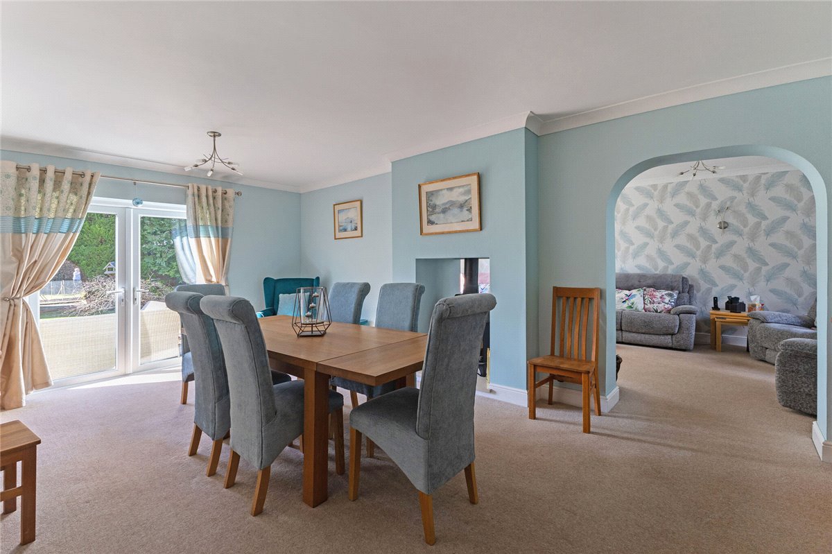 4 bedroom house, Upavon Road, North Newnton SN9 - Available