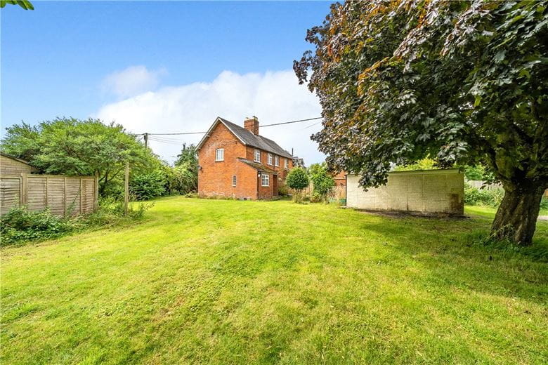 3 bedroom house, Manningford Bohune Common, Pewsey SN9 - Sold