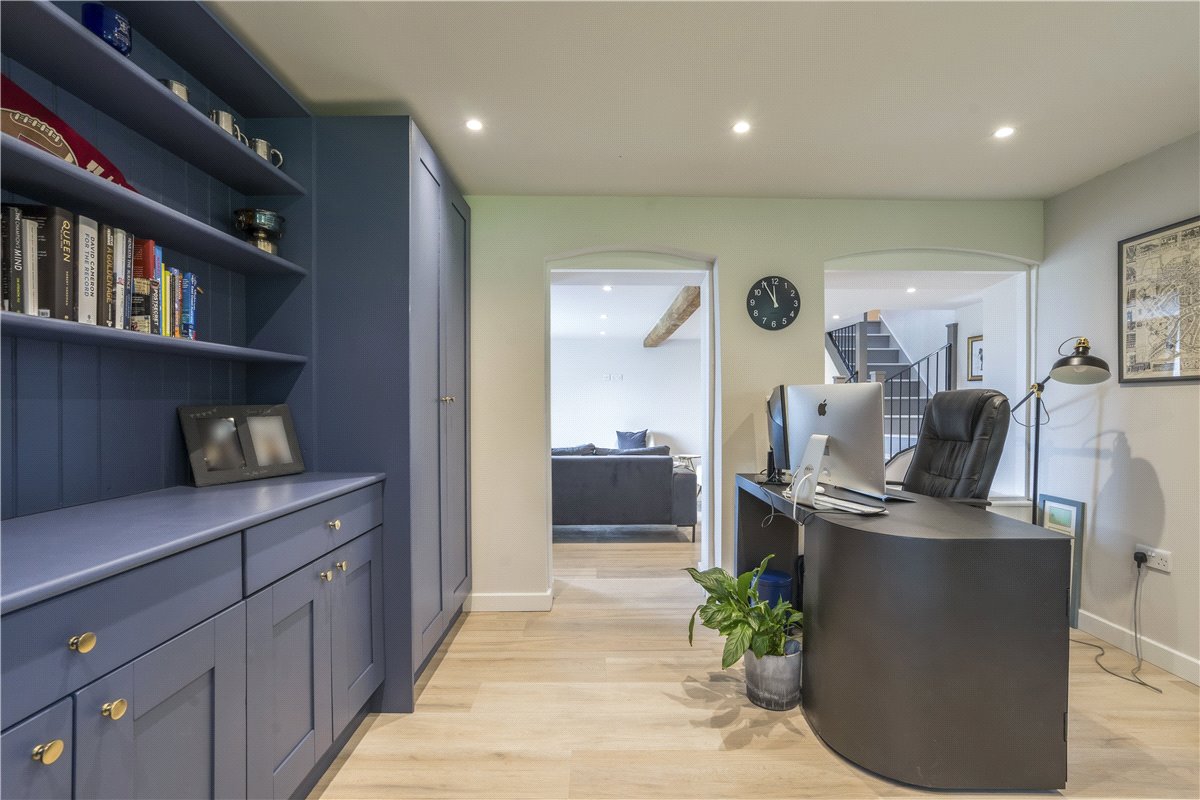 4 bedroom house, West Kennett, Marlborough SN8 - Sold STC