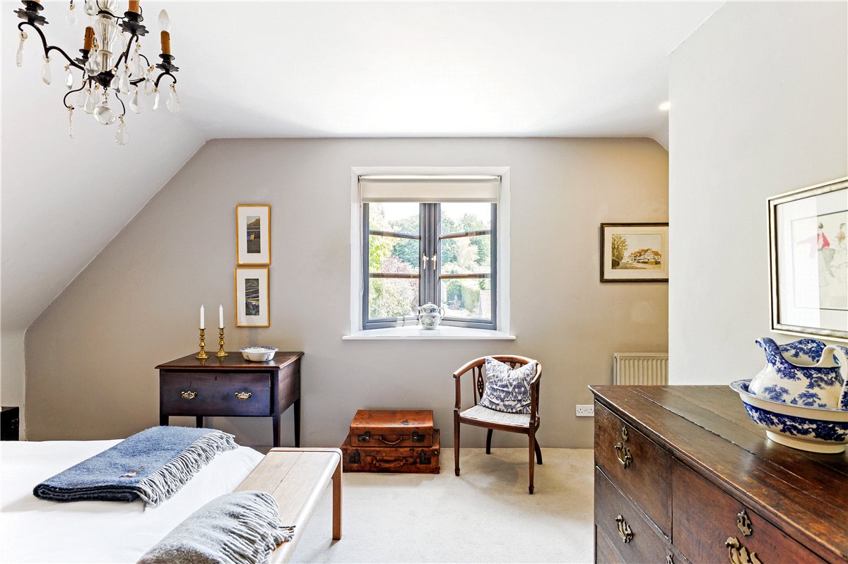 3 bedroom house, Lockeridge, Marlborough SN8 - Sold STC