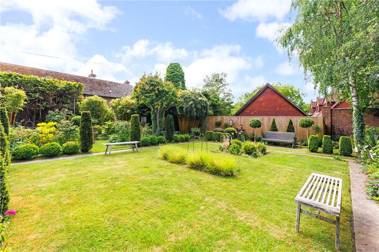 3 bedroom house, Lockeridge, Marlborough SN8 - Sold STC