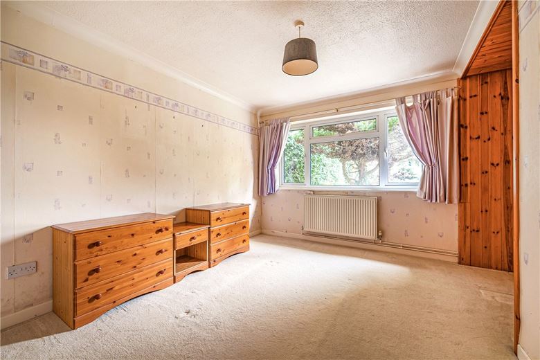 4 bedroom bungalow, High Street, Burbage SN83AR - Sold STC