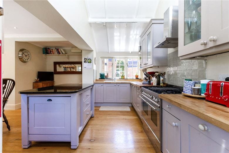 4 bedroom house, Granary Road, Great Bedwyn SN8 - Sold