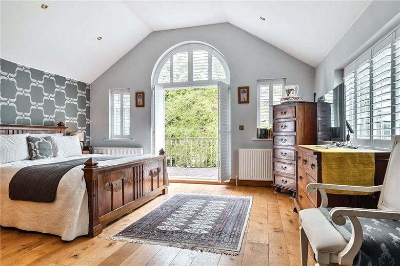 5 bedroom house, Clench Common, Marlborough SN8 - Available