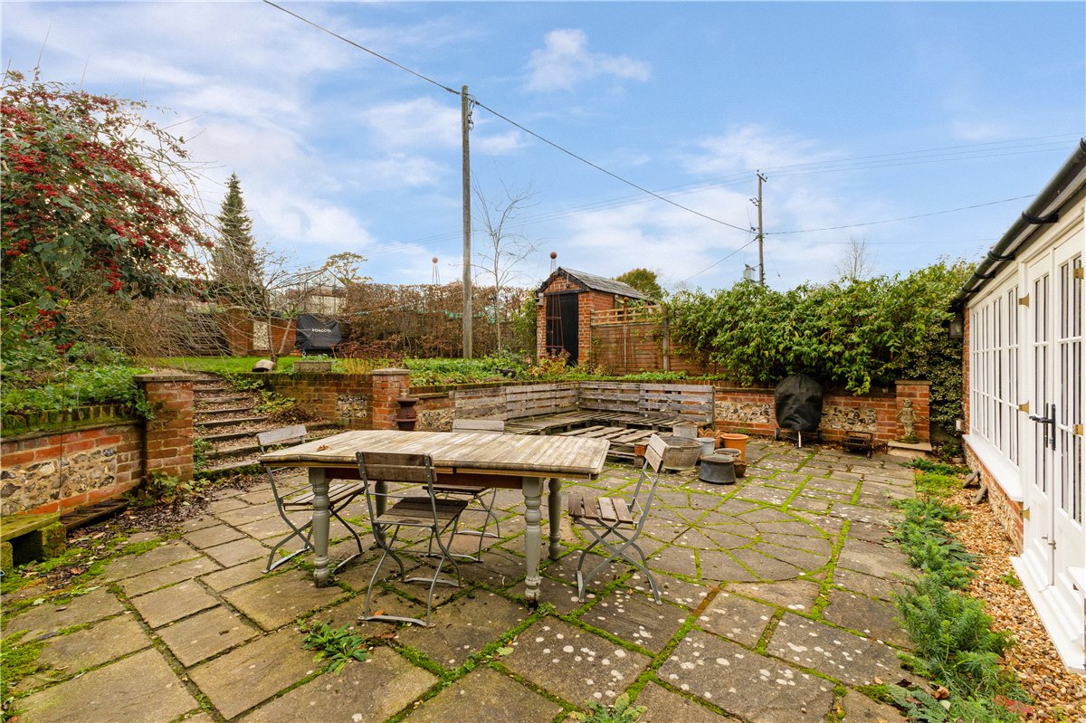 4 bedroom house, Fosbury, Wiltshire SN8 - Available