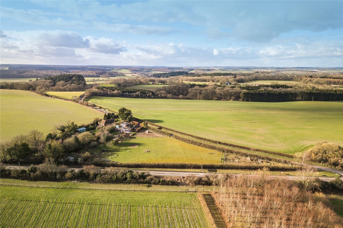 3 bedroom house, Newtown, Shalbourne SN8 - Sold STC