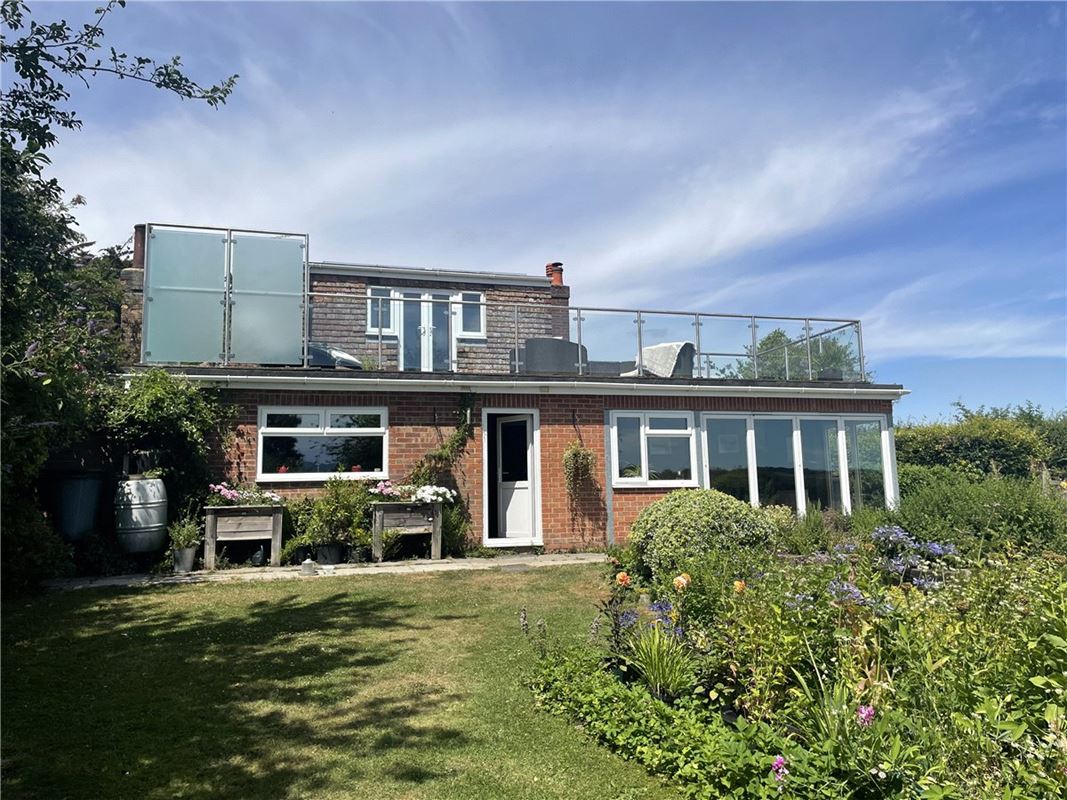 3 bedroom house, Newtown, Shalbourne SN8 - Sold STC