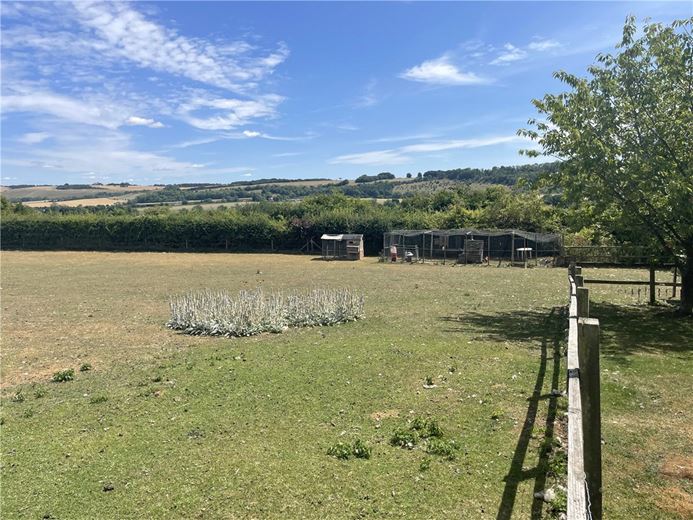 3 bedroom house, Newtown, Shalbourne SN8 - Sold STC