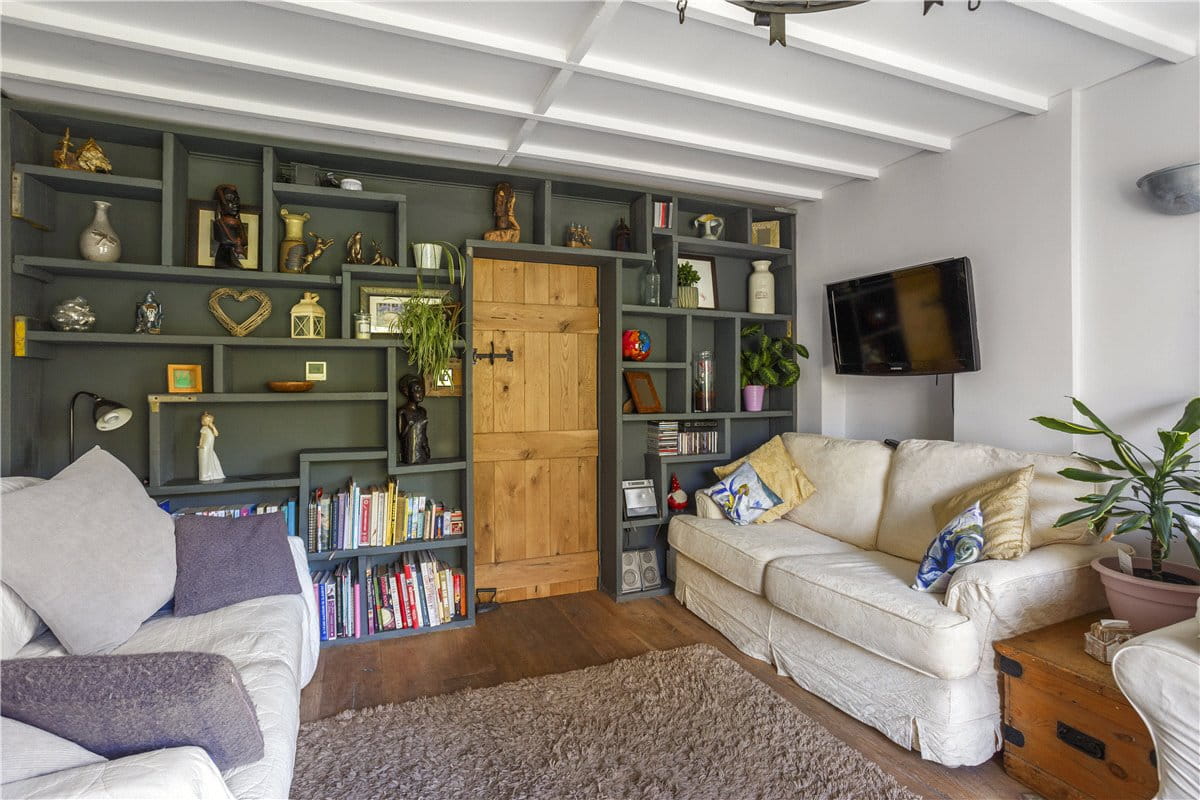 3 bedroom house, The Street, All Cannings SN10 - Available