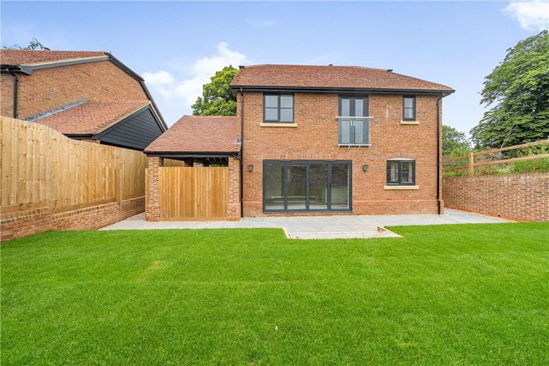 4 bedroom house, Manor Lane, Baydon SN8 - Available