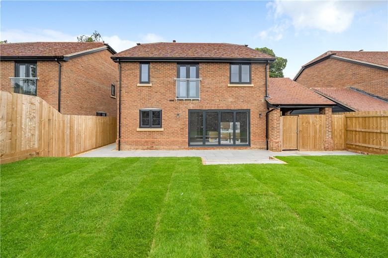 4 bedroom house, Manor Lane, Baydon SN8 - Available