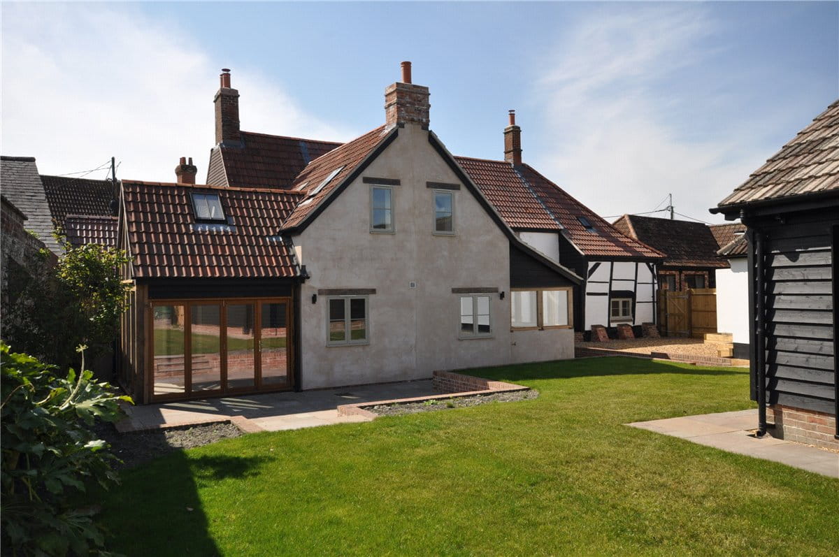 4 bedroom house, High Street, West Lavington SN10 - Available