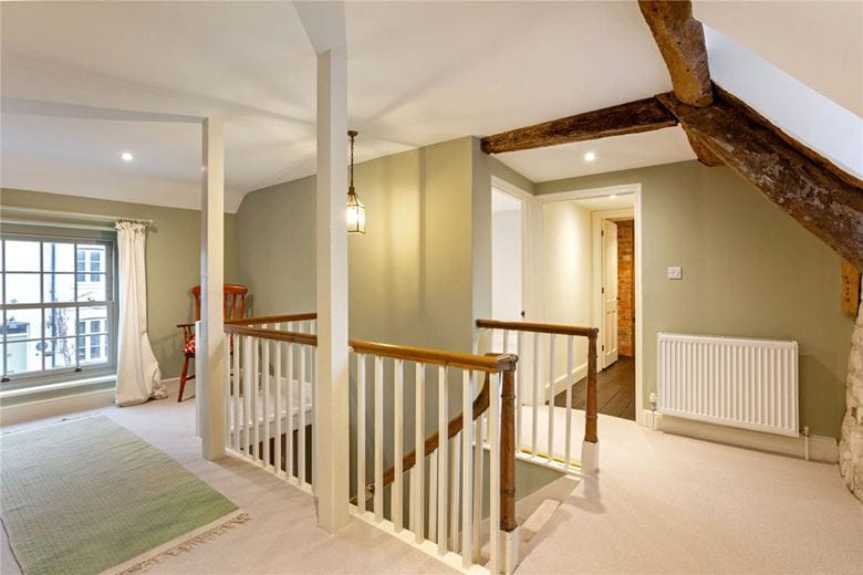 4 bedroom house, High Street, West Lavington SN10 - Available