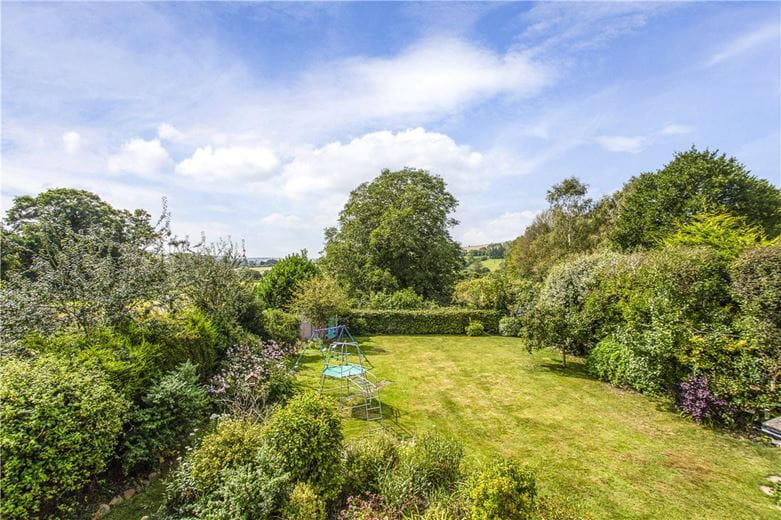 5 bedroom house, Ogbourne St. George, Marlborough SN8 - Available