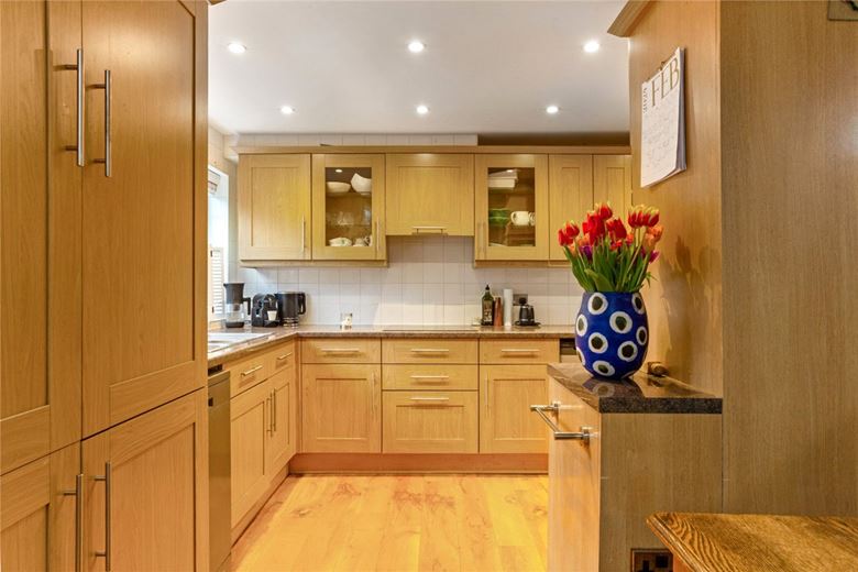 3 bedroom cottage, Wilton, Marlborough SN8 - Available