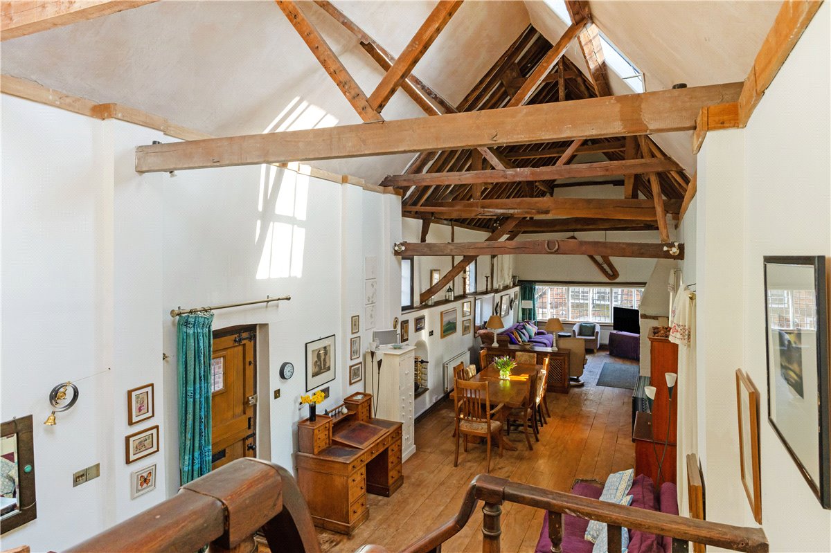 3 bedroom house, Neates Yard, Marlborough SN8 - Sold