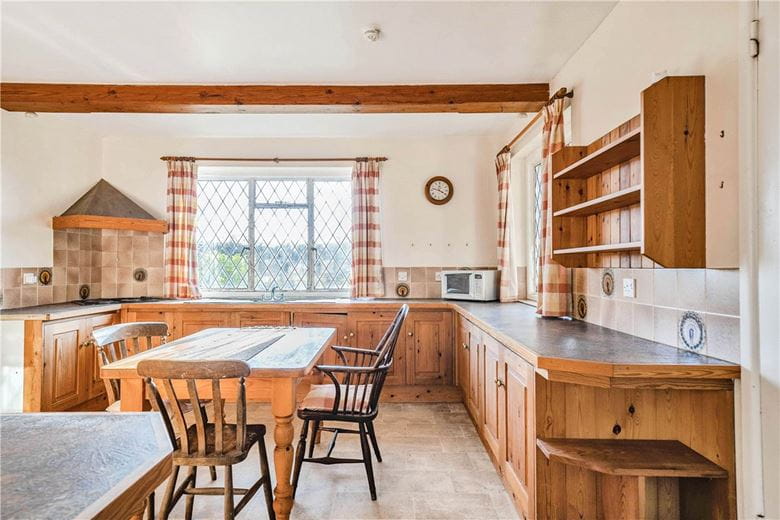 4 bedroom house, Marlborough Road, Pewsey SN9 - Available