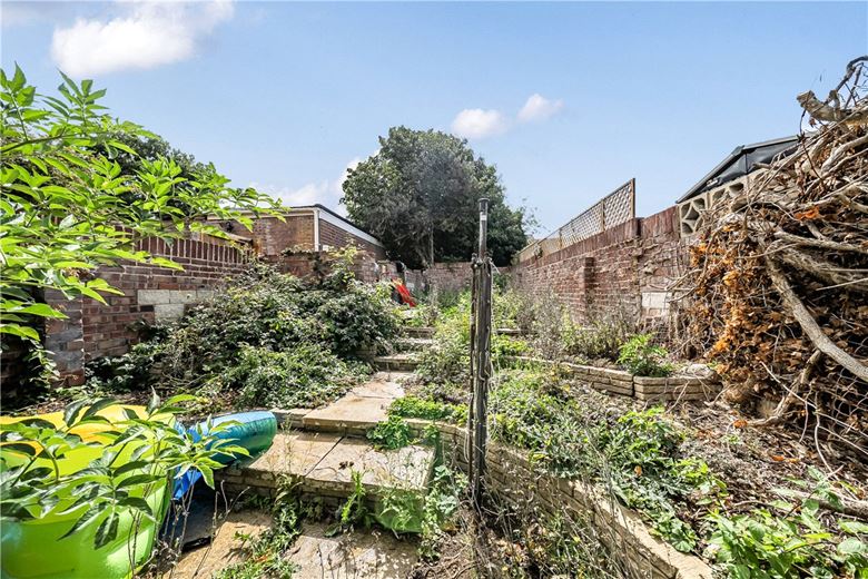 3 bedroom house, Southfield, West Overton SN8 - Sold STC