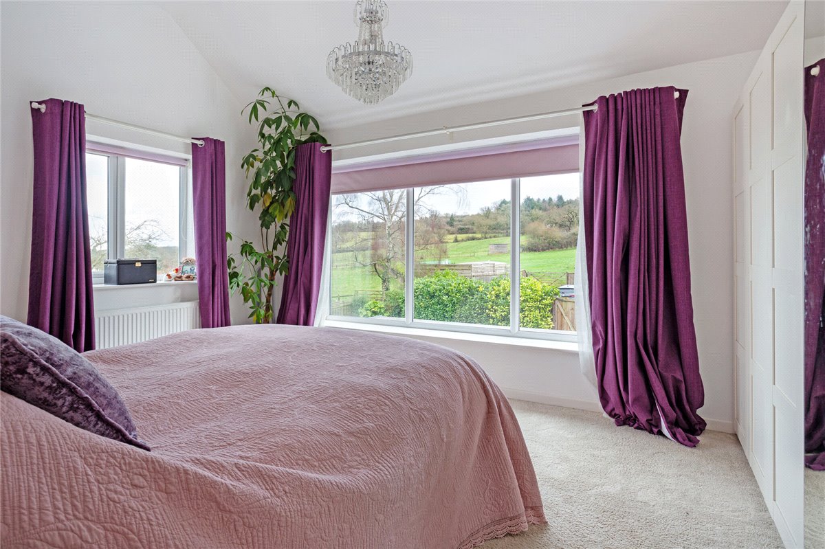 4 bedroom house, Dauntsey Lock, Chippenham SN15 - Available