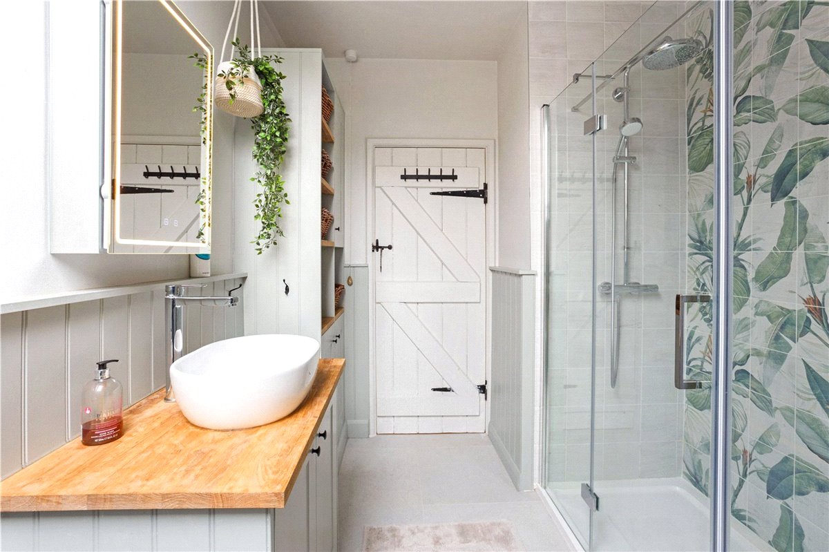 5 bedroom house, The Street, Marden SN10 - Sold