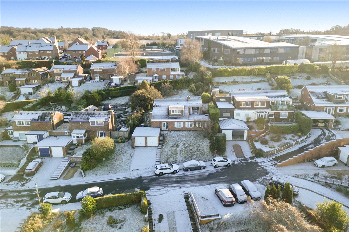 4 bedroom house, Ducks Meadow, Marlborough SN8 - Available