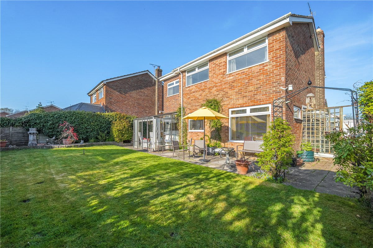 4 bedroom house, Ailesbury Way, Burbage SN8 - Sold STC