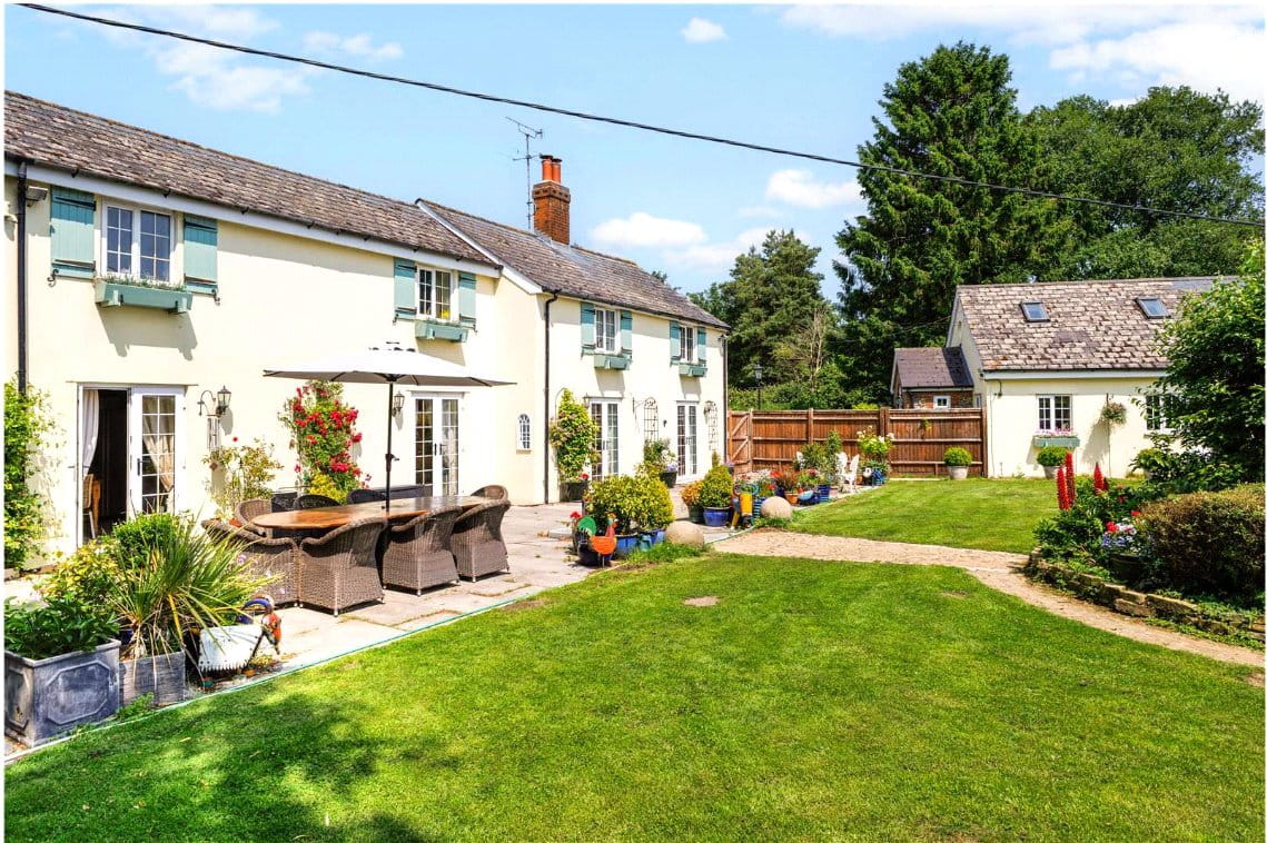 4 bedroom house, Pall Mall, Burbage SN8 - Available