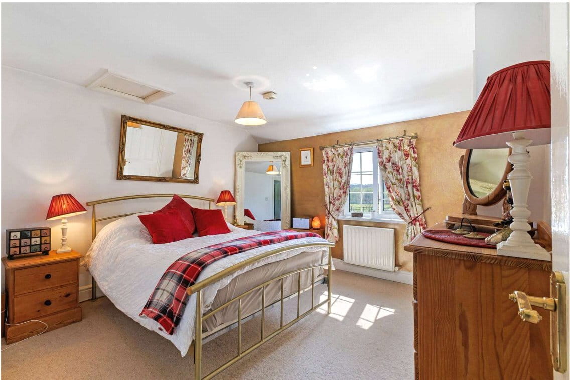 4 bedroom house, Pall Mall, Burbage SN8 - Available