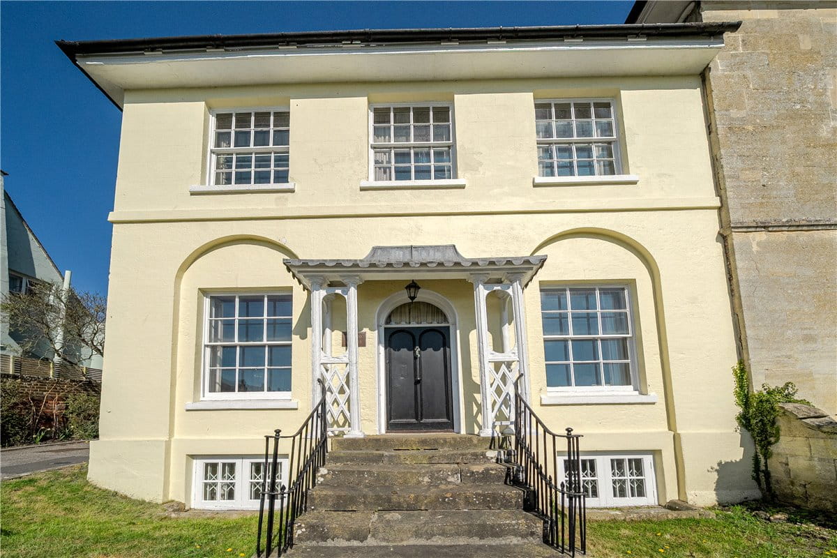 2 bedroom house, The Green, Marlborough SN8 - Sold STC