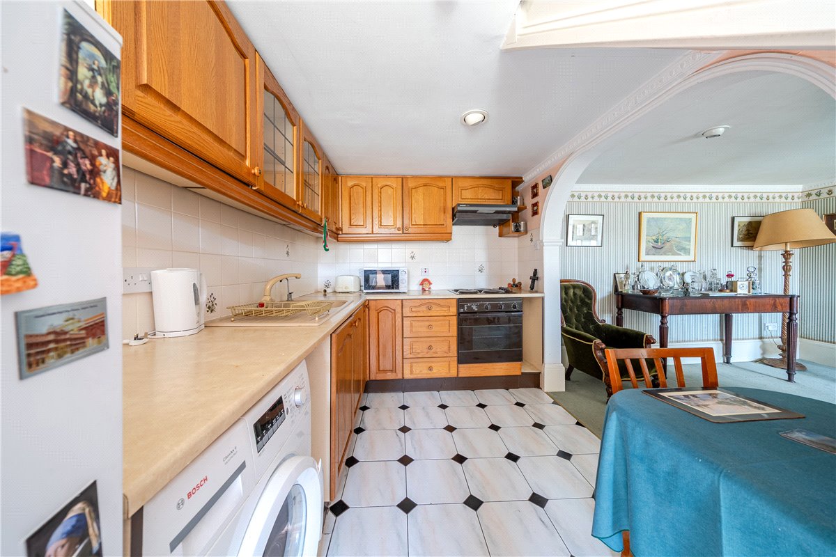 2 bedroom house, The Green, Marlborough SN8 - Sold STC