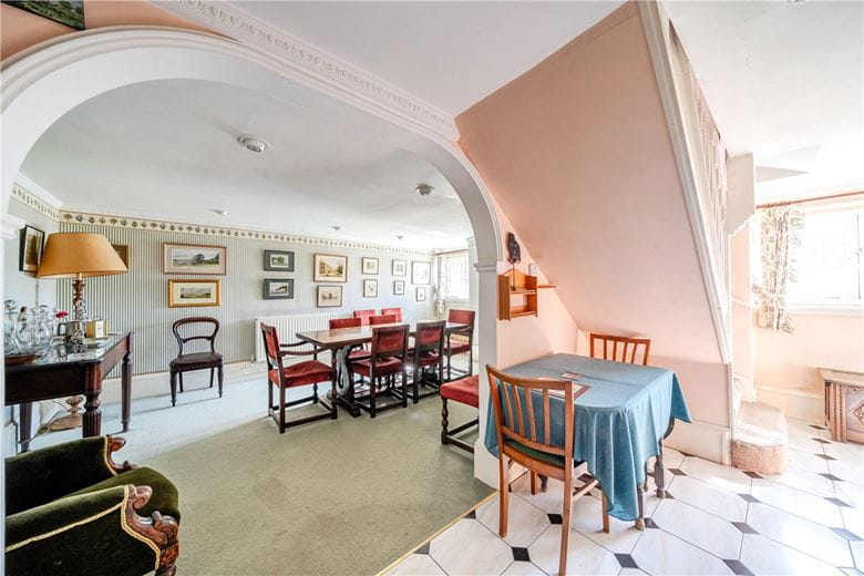 2 bedroom house, The Green, Marlborough SN8 - Sold STC