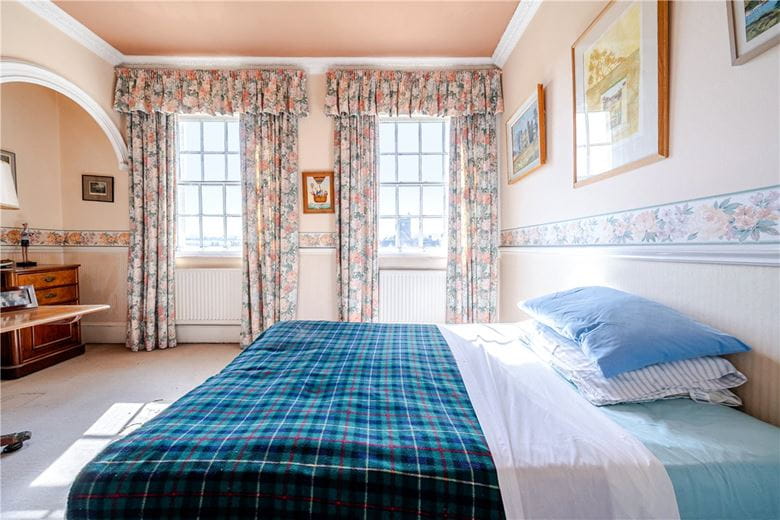 2 bedroom house, The Green, Marlborough SN8 - Sold STC