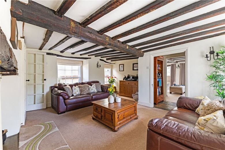 4 bedroom cottage, Church Road, Wanborough SN4 - Available