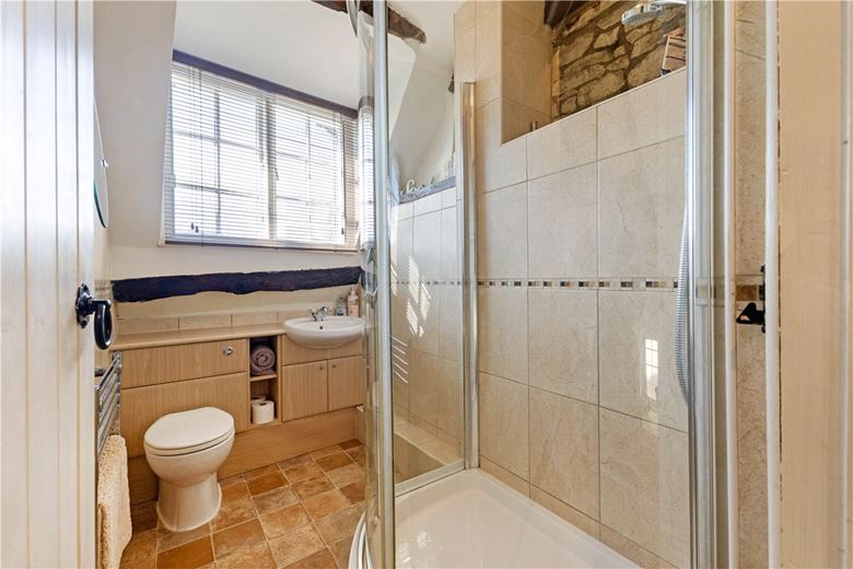 4 bedroom cottage, Church Road, Wanborough SN4 - Available