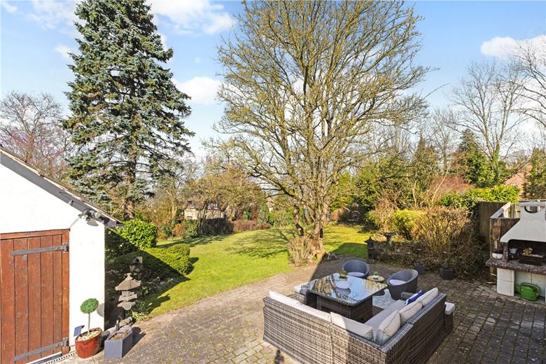 4 bedroom cottage, Church Road, Wanborough SN4 - Available