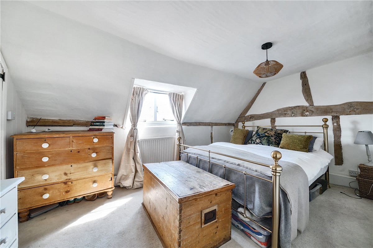 2 bedroom cottage, St. Martins, Marlborough SN8 - Sold STC