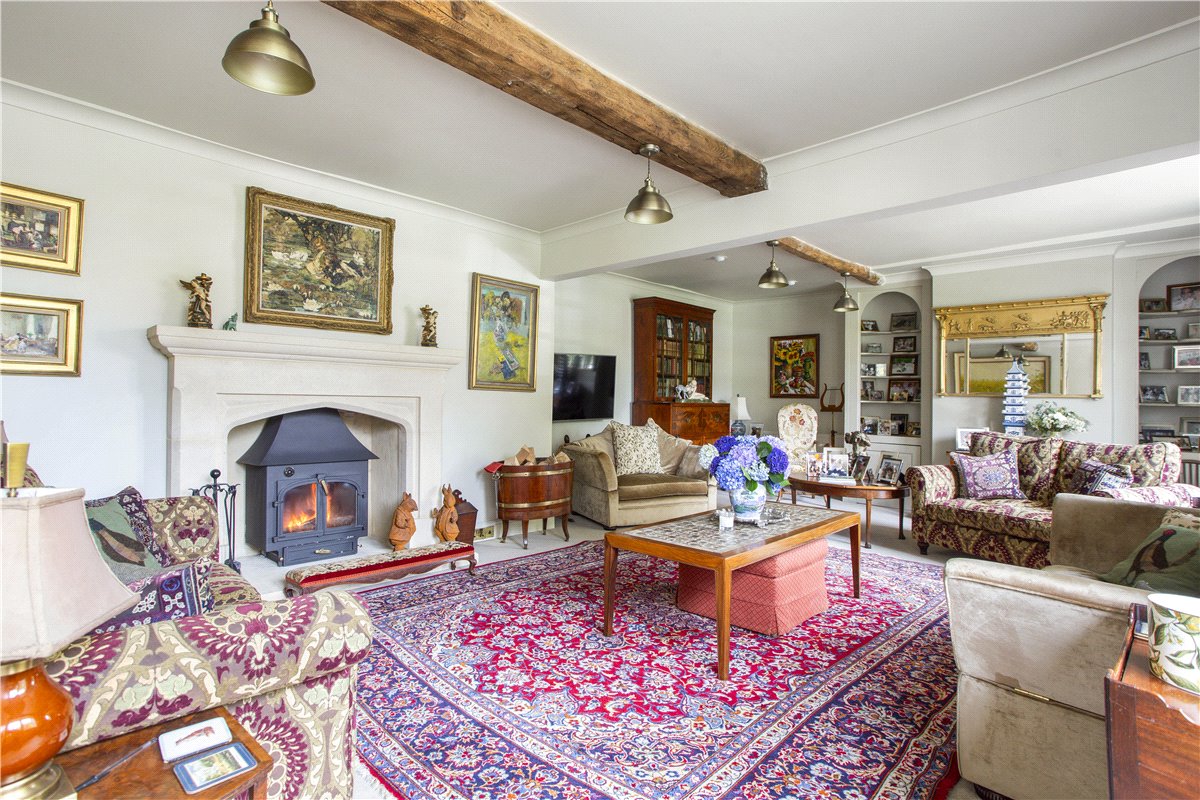 6 bedroom house, The Green, Calne SN11 - Sold