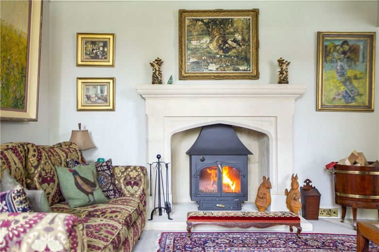 6 bedroom house, The Green, Calne SN11 - Sold