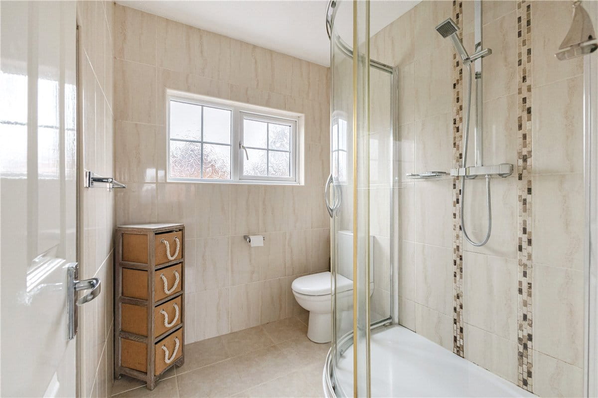 4 bedroom house, Davies Close, Marlborough SN8 - Available